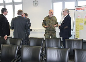 IHK-Arbeitgeberforum Bundeswehr - Bild 0791