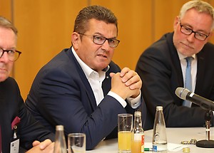 Gesprächsrunde Wirtschaftsminister Pschierer - Bild07