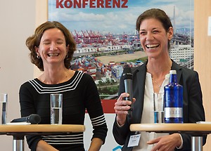 2. Hafenhinterland-Konferenz Katarina Stancova, Antwerp Port Authority; Anne Scholz, bremenports