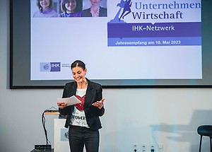 IHK-Netzwerk Frauen Unternehmen Wirtschaft - Jahresempfang 2023 - Bild 036