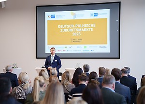 Konferenz-Deutsch-Polnische-Zukunftsmärkte-2023-012-IHK-Oliver-Dürrbeck
