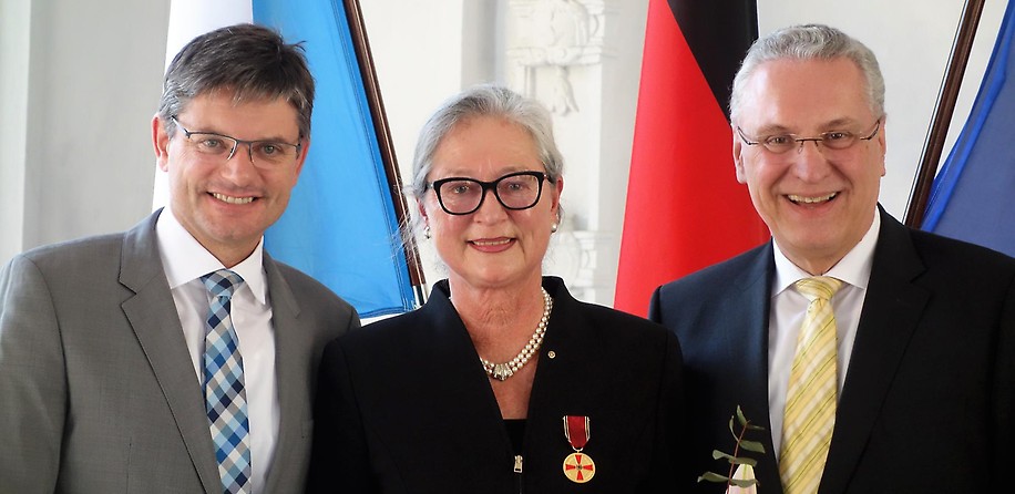 Katharina Kempe mit Innenminister Joachim Herrmann und FAU-Präsident Prof. Joachim Hornegger - Foto Greiner