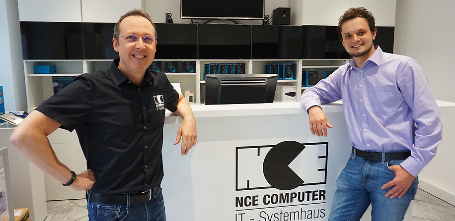 Philipp Rottner und Benedikt Behling NCE Computer