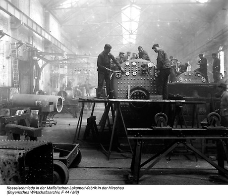 Kesselschmiede in der Maffei’schen Lokomotivfabrik in der Hirschau, um 1920(Foto: BWA)