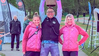 Projektleiterin Annalena Singer, Race-Director Horst Hübl und Geschäftsführerin Jutta Mützer (v. l.) von der Mountainman GmbH in Roßtal. 