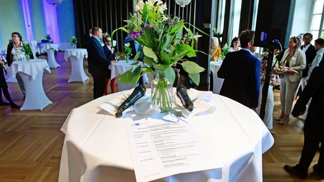 image alt text