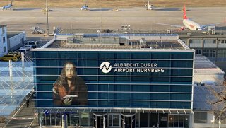 Airport Nuernberg, Tor 1 von oben
