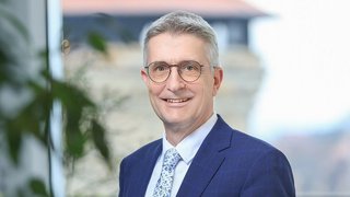 Frank Sievert, Vorstandssprecher der Universa-Versicherungen in Nürnberg..