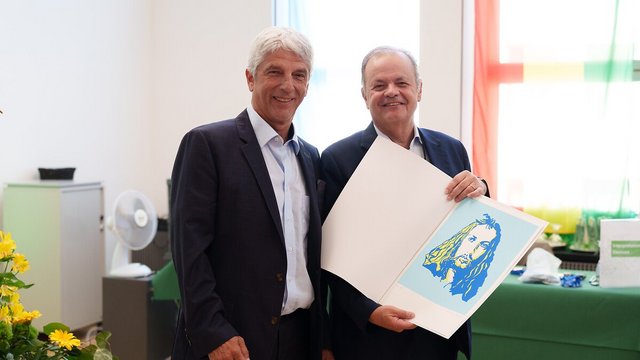 image alt text