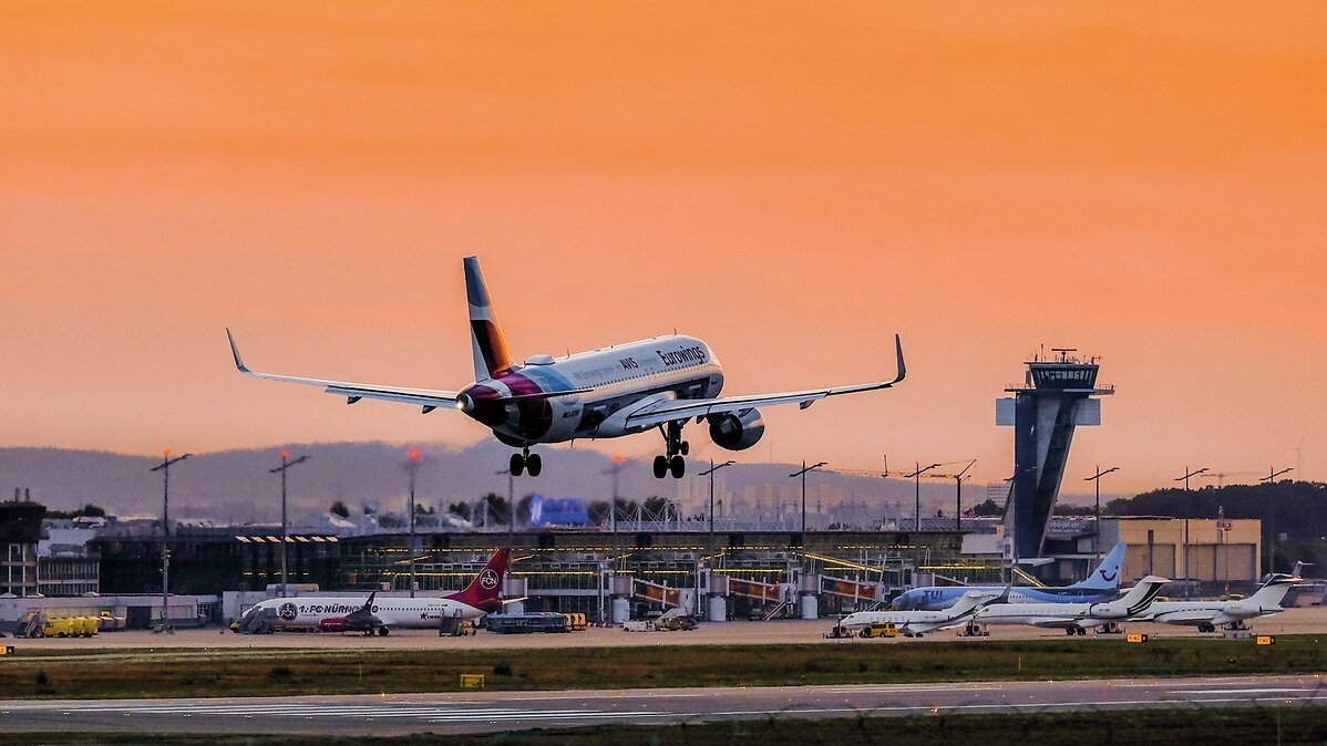 Eurowings Avis Lackierung Sonnenuntergang
